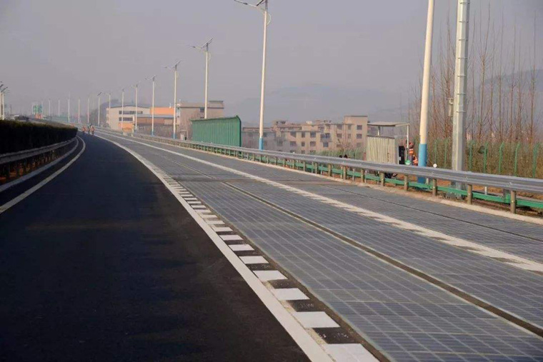 光伏高速公路原理，电动汽车在光伏高速上怎样充电